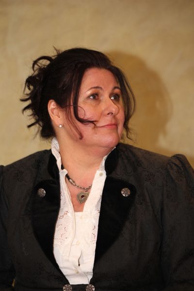Landrätin: Claudia Czasny