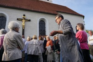 Erzählung aus der Herrschinger Geschichte während der Ortsführung 2017