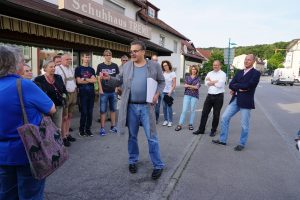 Erste historische Ortsführung 2017 des Ammerseer Bauerntheaters in Herrsching